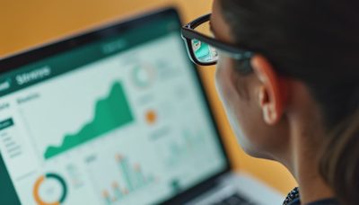 FreshBooks vs QuickBooks: Which One Fits Your Small Business?